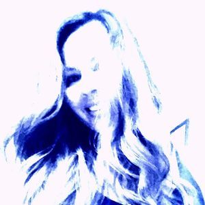 Meet your Posher, Laurie